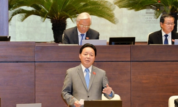 Bộ trưởng Tài nguyên Môi trường khẳng định môi trường biển miền Trung đã an toàn